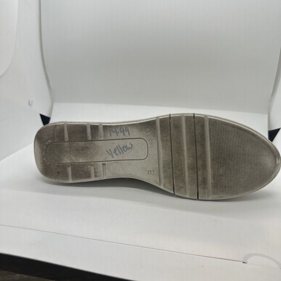 Women’s Luna Slip On Shoes Tan Size 8 US 41 EU - Picture 6 of 14